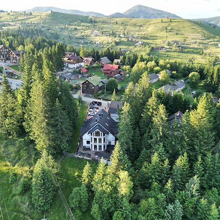 Alpiyskiy Yablunytsya Bagian luar foto